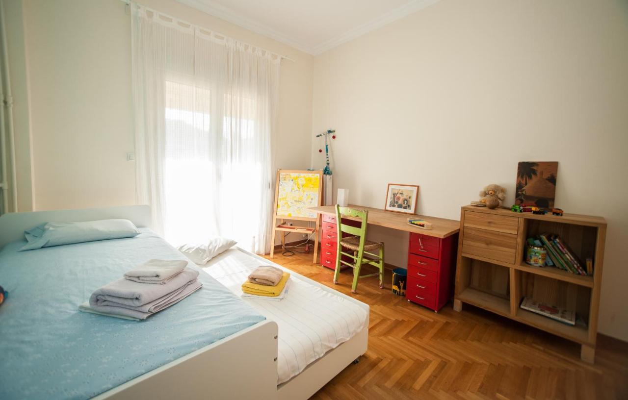 2 Bedroom Apartment At The Historical Center, View To Acropolis Athens Exterior photo